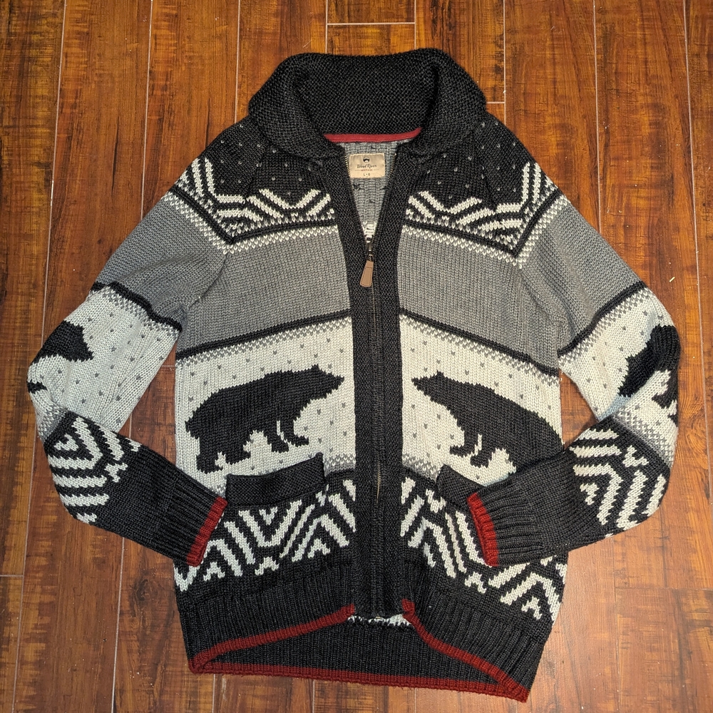 Wind River Heritage Bear Wool Acrylic Winter Sweater